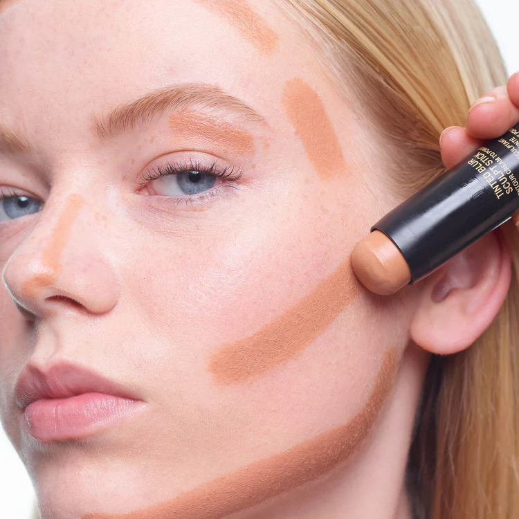 Choosing the best under eye concealer for mature skin.